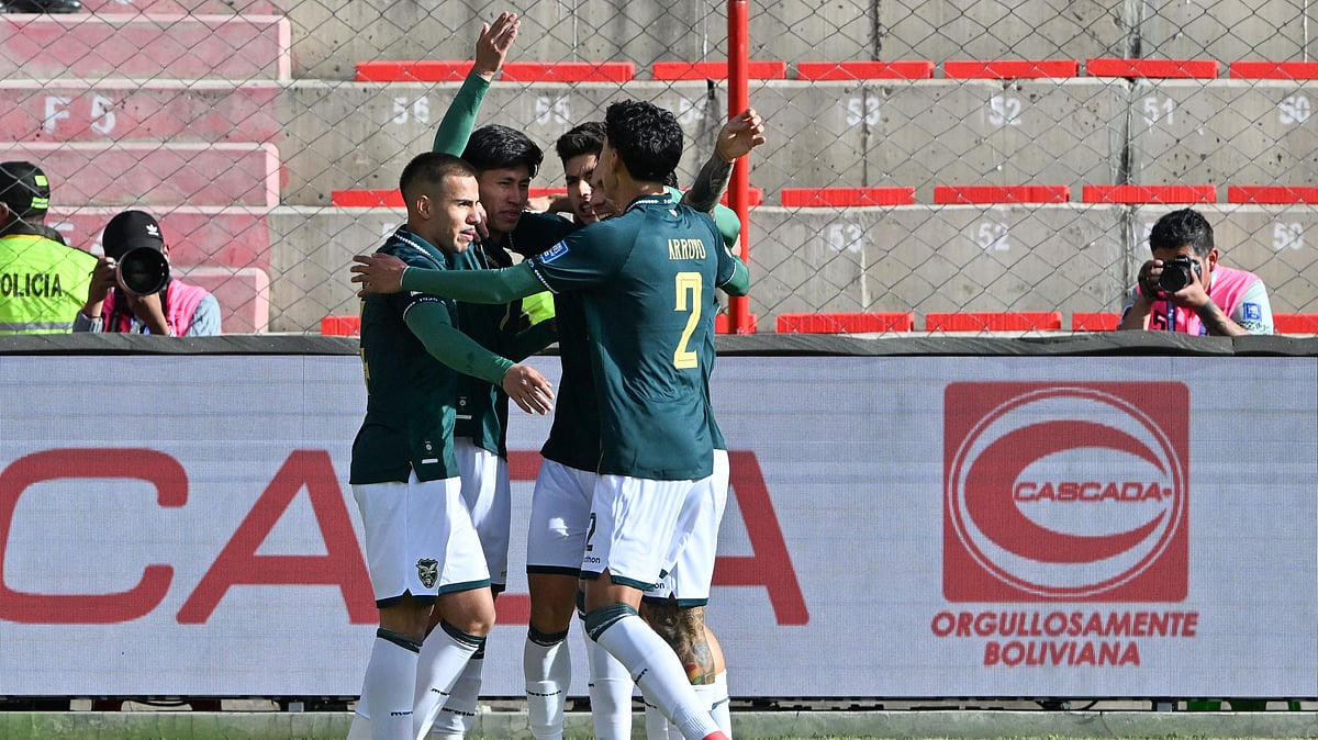 | Photo: X/CONMEBOL.COM : Bolivia players celebrate after early goal against Chile in the FIFA 2026 World Cup 2026 CONMEBOL Qualifiers