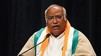 Kharge Ignites Storm: “Ban RSS Now” – Echoes Patel’s 1948 Crackdown PTI : Congress President Mallikarjun Kharge