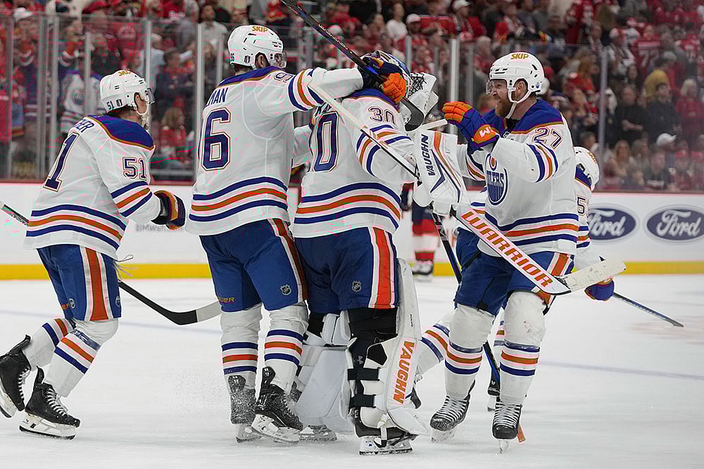 | Photo: AP/Lynne Sladky : NHL: Florida Panthers vs Edmonton Oilers