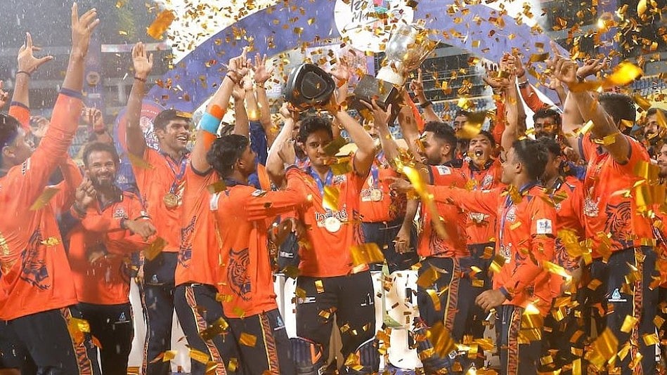 X | Mumbai Cricket Association  : T20 Mumbai League winners Maratha Royals.