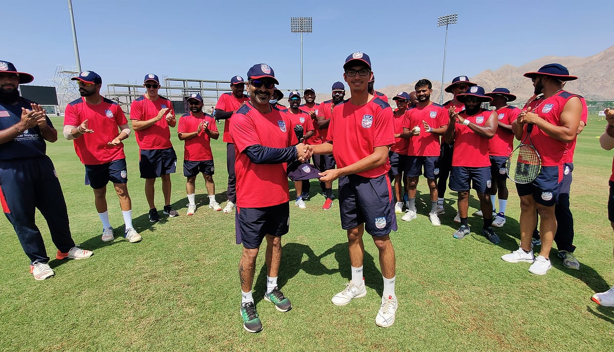 X/usacricket : Sanjay Krishnamurthi receiving his USA cap.