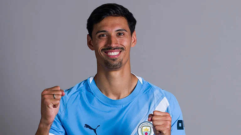 Tijjani Reijnders and Rayan Ait-Nouri excited to work with Pep Guardiola - null