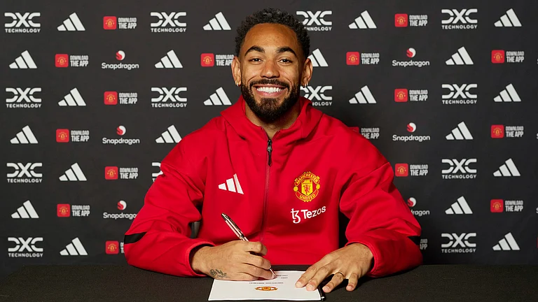Manchester United's new signing, Matheus Cunha - null