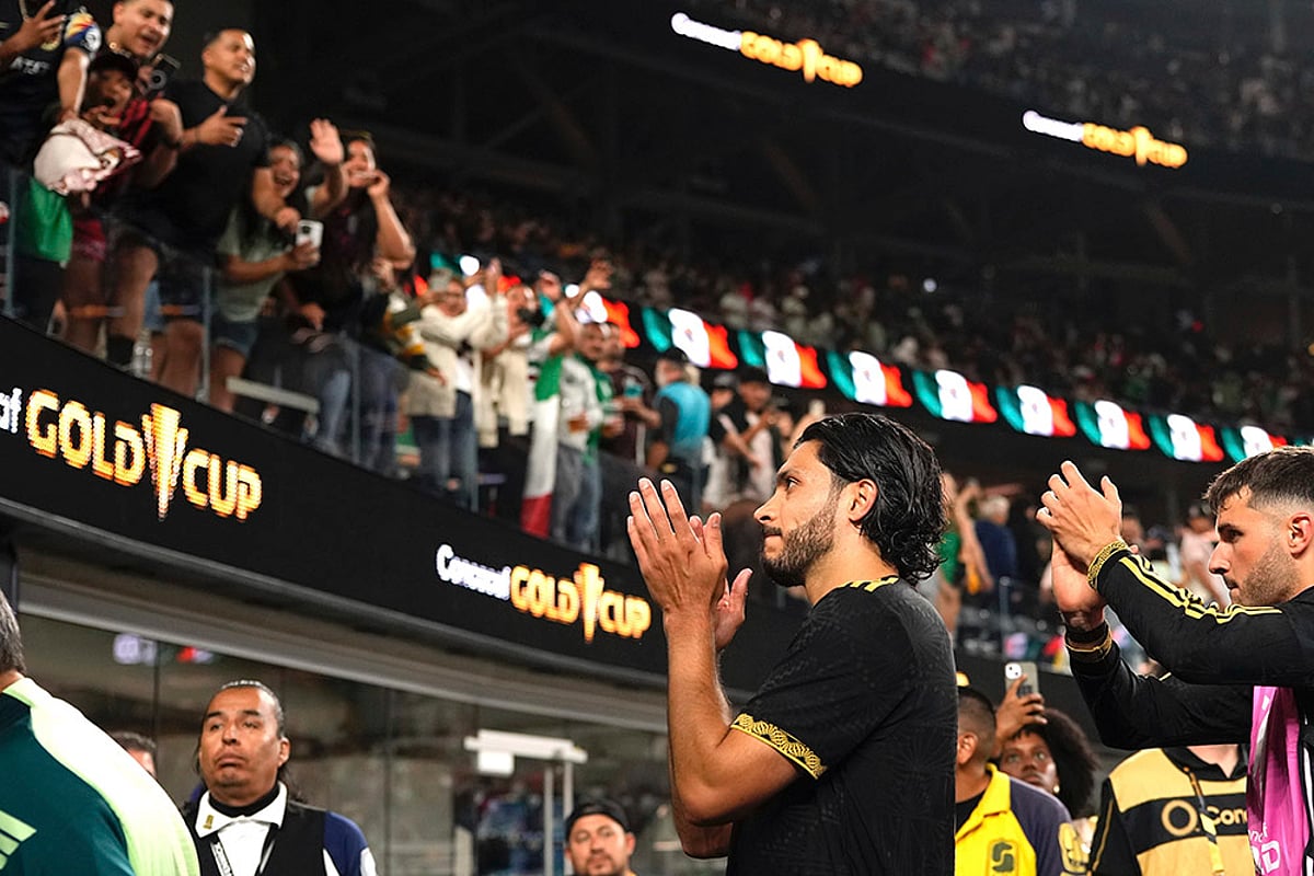 CONCACAF Gold Cup soccer match Mexico vs Dominican Republic in California; Raúl Jiménez