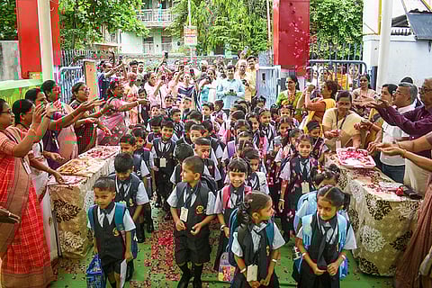 Schools reopen in Solapur