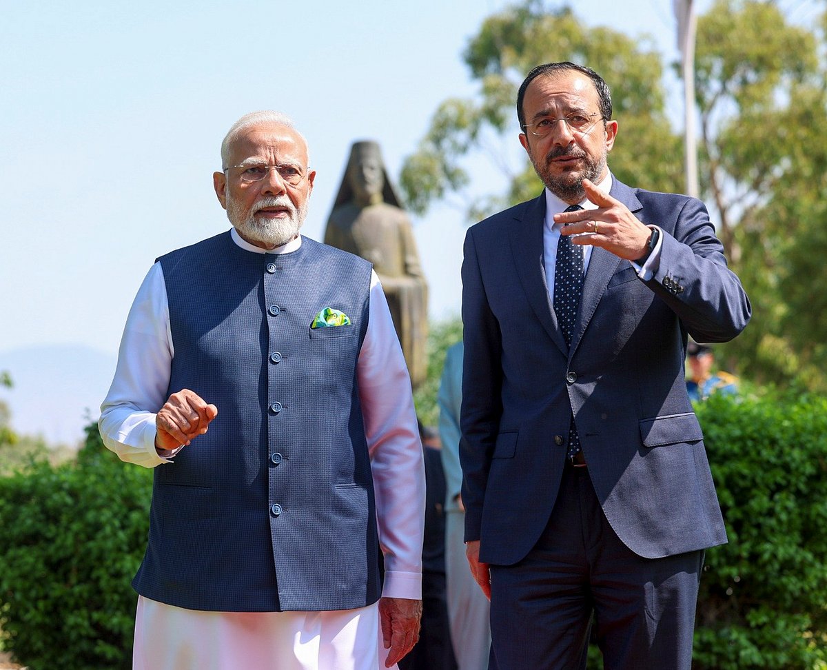 PTI : Prime Minister Narendra Modi and Cyprus President Nikos Christodoulides 