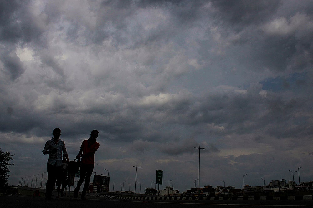 | Photo: PTI : Cloudy day in Gurugram