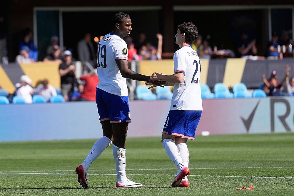 | Photo: AP/Jeff Chiu : Concacaf Gold Cup: USA vs Trinidad And Tobago