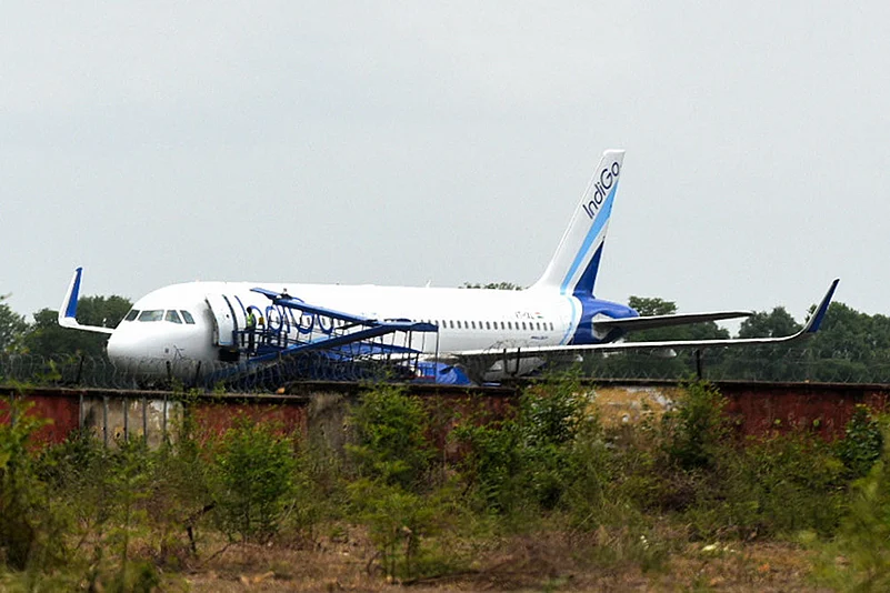 Emergency landing of Kochi-Delhi flight