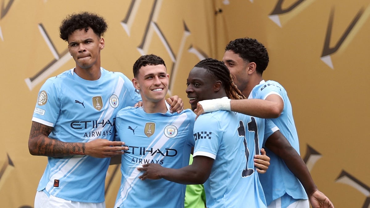 Phil Foden celebrates in Man Citys win