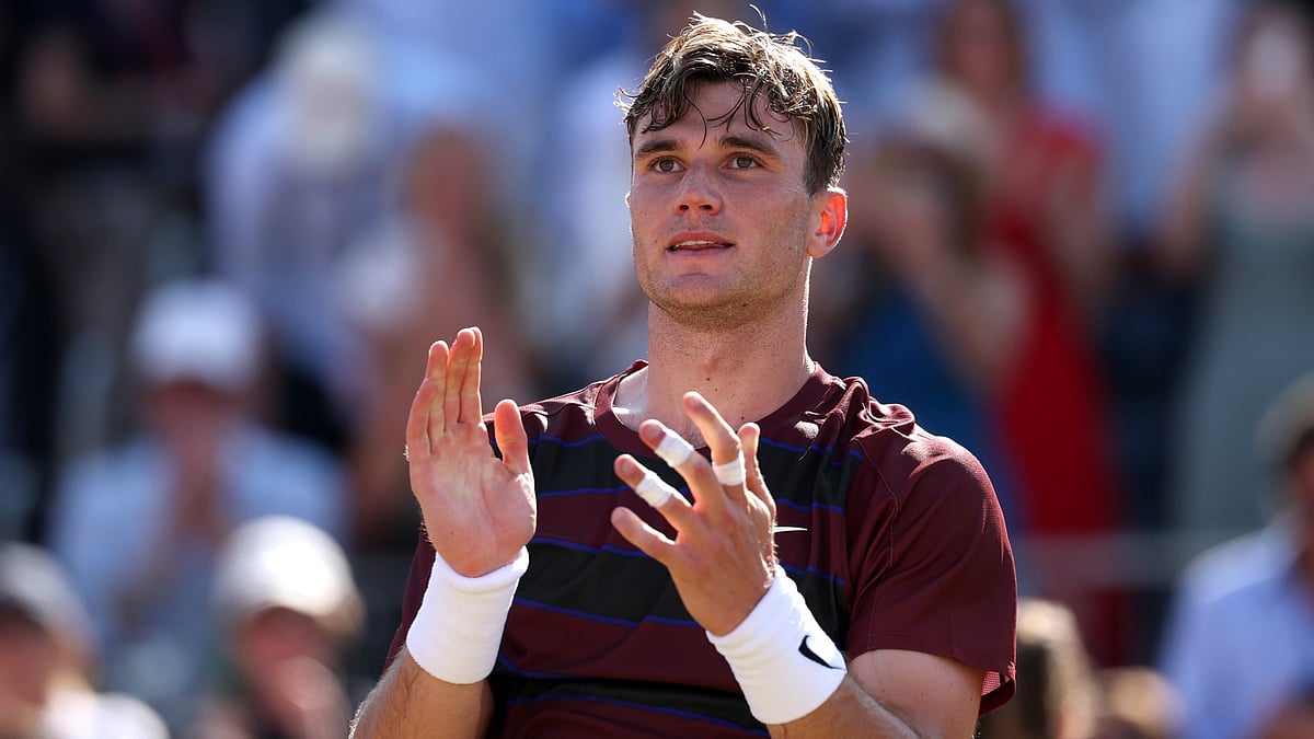 Jack Draper moves into last eight at Queen's