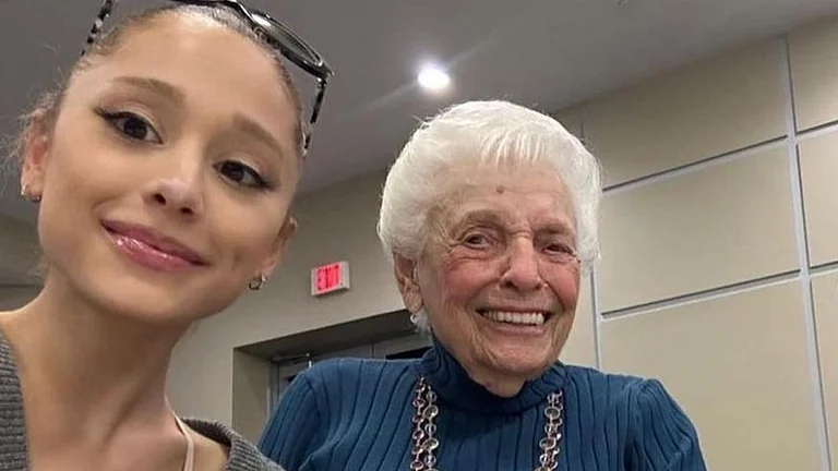 Ariana Grande's grandmother dies - Instagram
