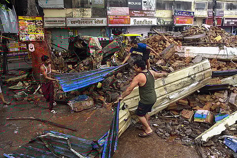 Shops demolished in Varanasi