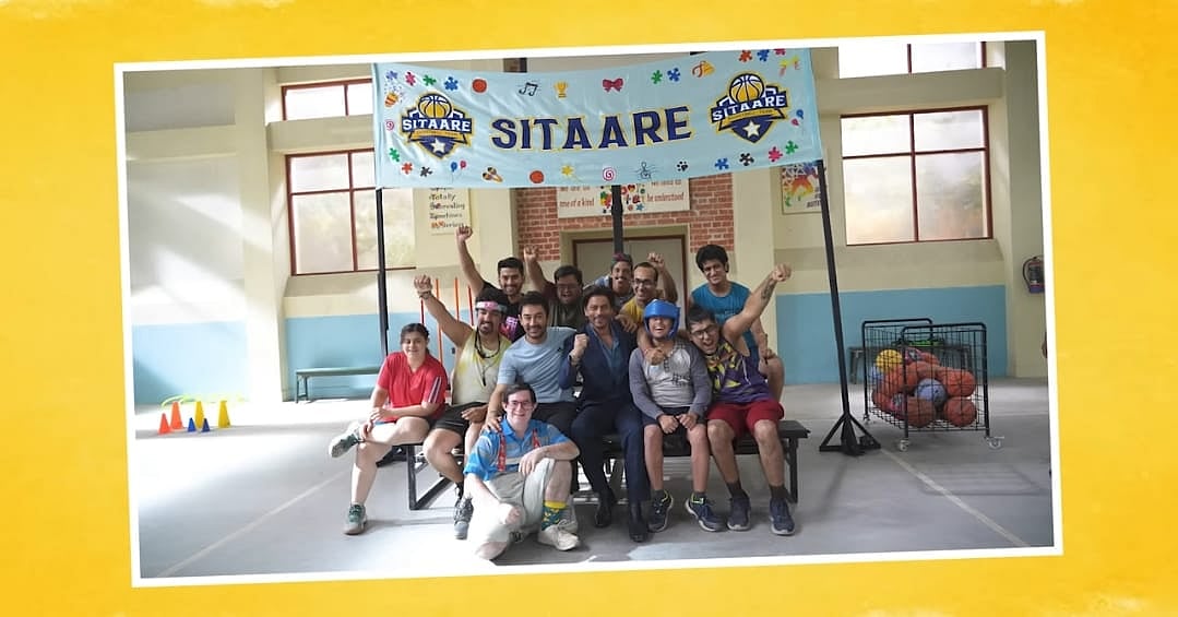 YouTube/Aamir Khan Productions : Shah Rukh Khan visits Aamir Khan and team at Sitaare Zameen Par set