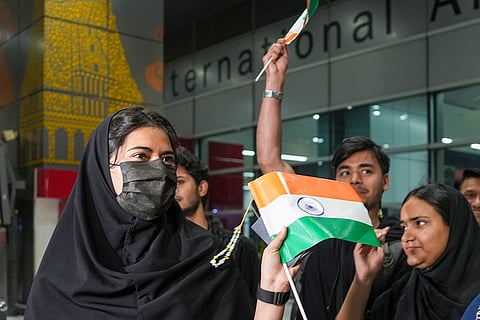 Stranded Indian Students Return From Iran