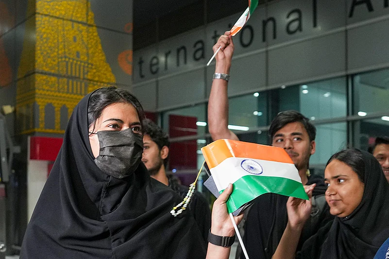 Indian Students Evacuated From Iran