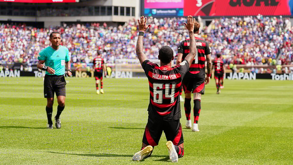 | Photo: AP/Derik Hamilton : Flamengo vs Chelsea, FIFA Club World Cup 2025: Wallace Yan celebrates after scoring during the Club World Cup Group D soccer match between Flamengo and Chelsea in Philadelphia, Friday, June 20, 2025.