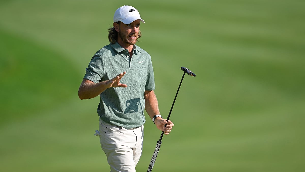 Fleetwood is tied for the lead in Connecticut.