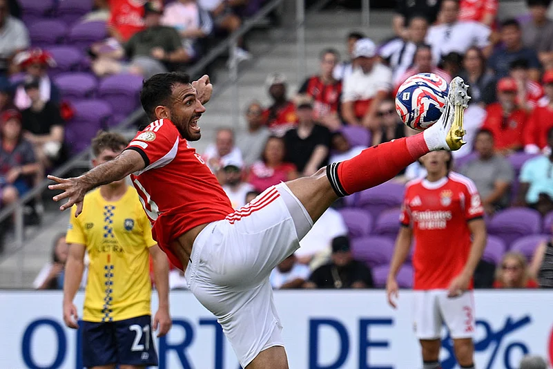 CWC Benfica Auckland City Soccer