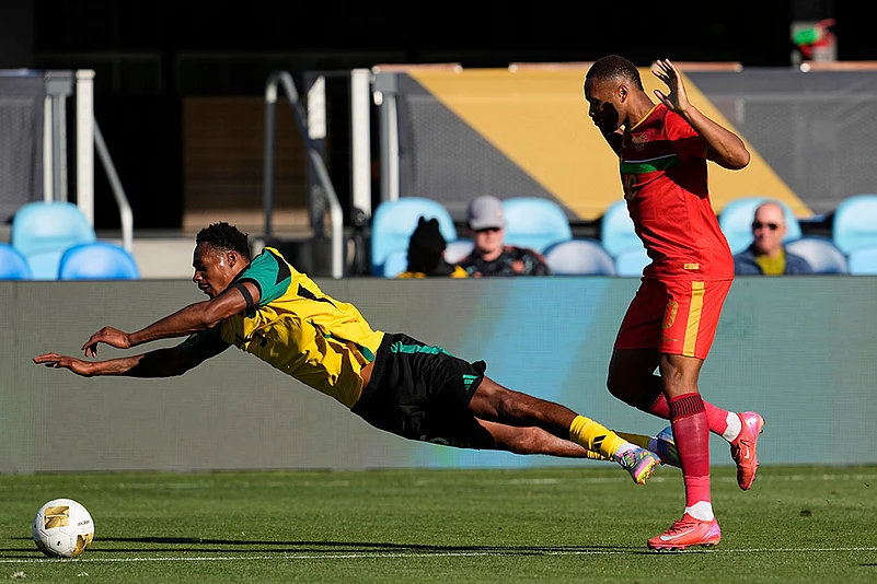 Concacaf Gold Cup 2025 group C match Jamaica vs Guadeloupe_Ethan Pinnock