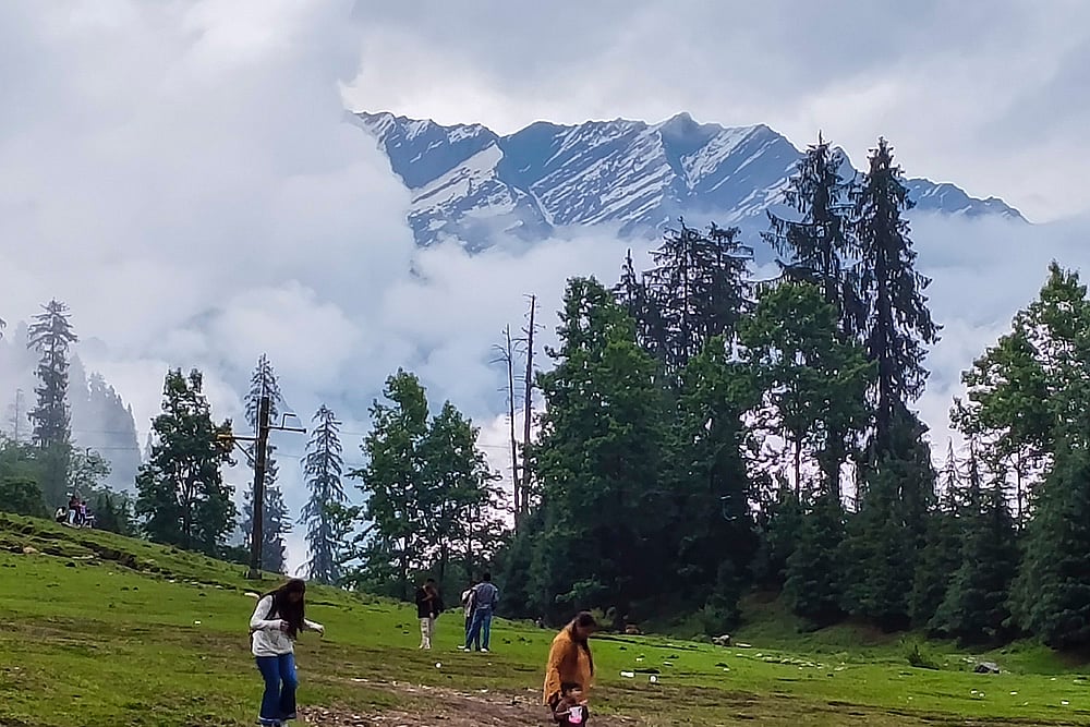 | Photo: PTI : Snowfall in Solang Valley