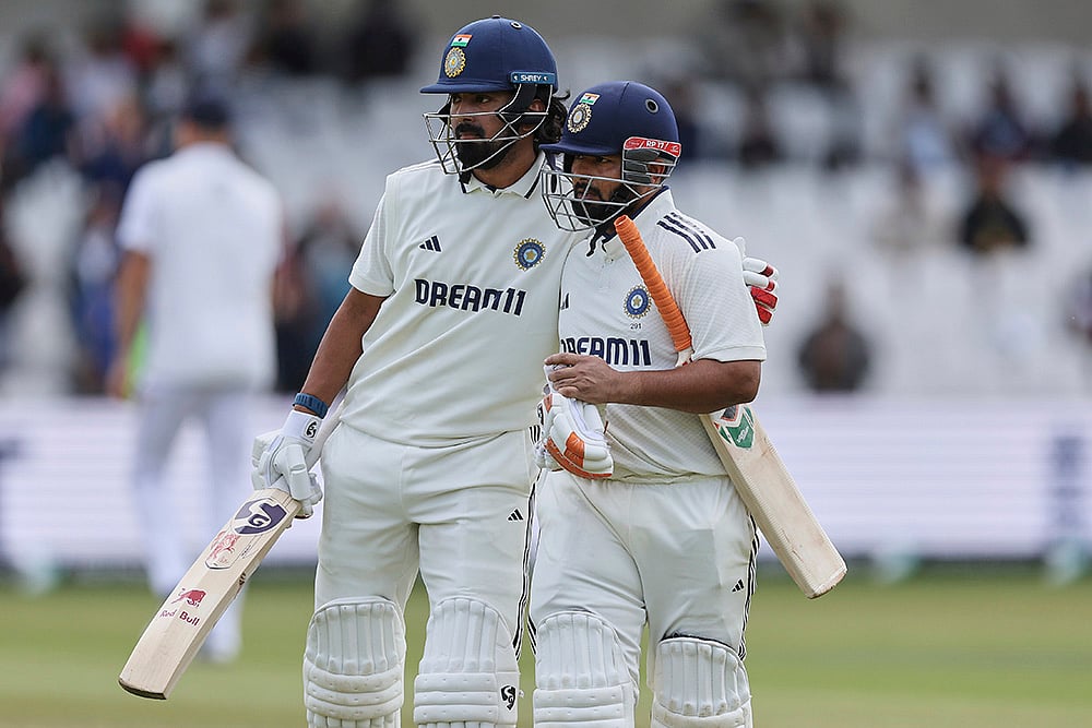 | Photo: AP/Scott Heppell : India vs England 1st Test Day 4: Rishabh Pant and KL Rahul
