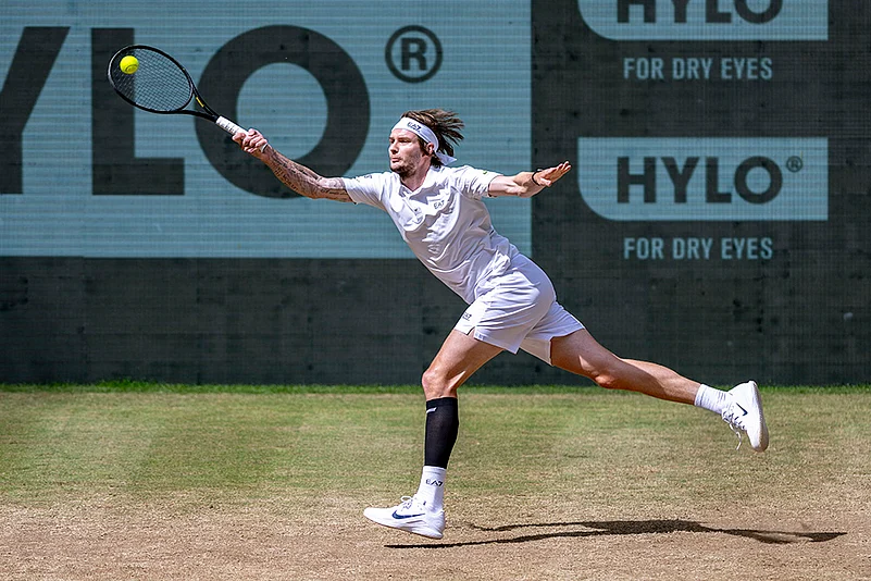 Germany ATP Halle Open tennis tournament Final Alexander Bublik Vs Daniil Medvedev_6