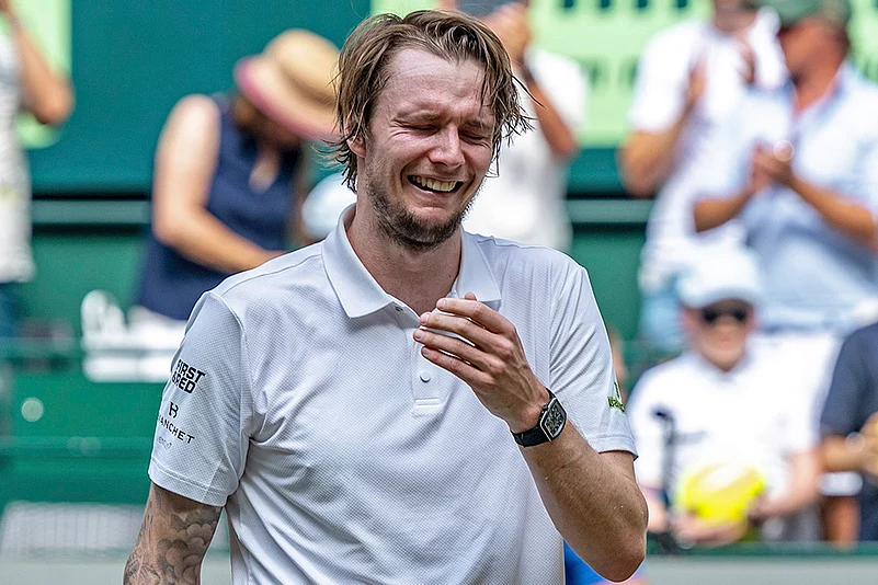 Germany ATP Halle Open tennis tournament Final Alexander Bublik Vs Daniil Medvedev_3