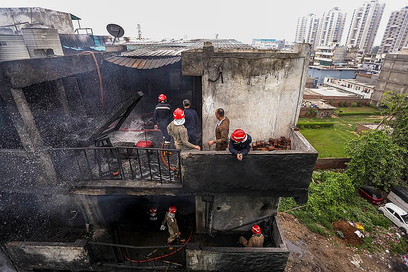 4 killed in fire at factory in Delhis Rithala