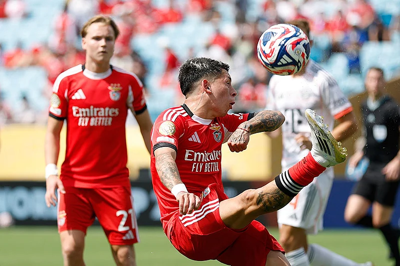 CWC Bayern Munich Benfica Soccer