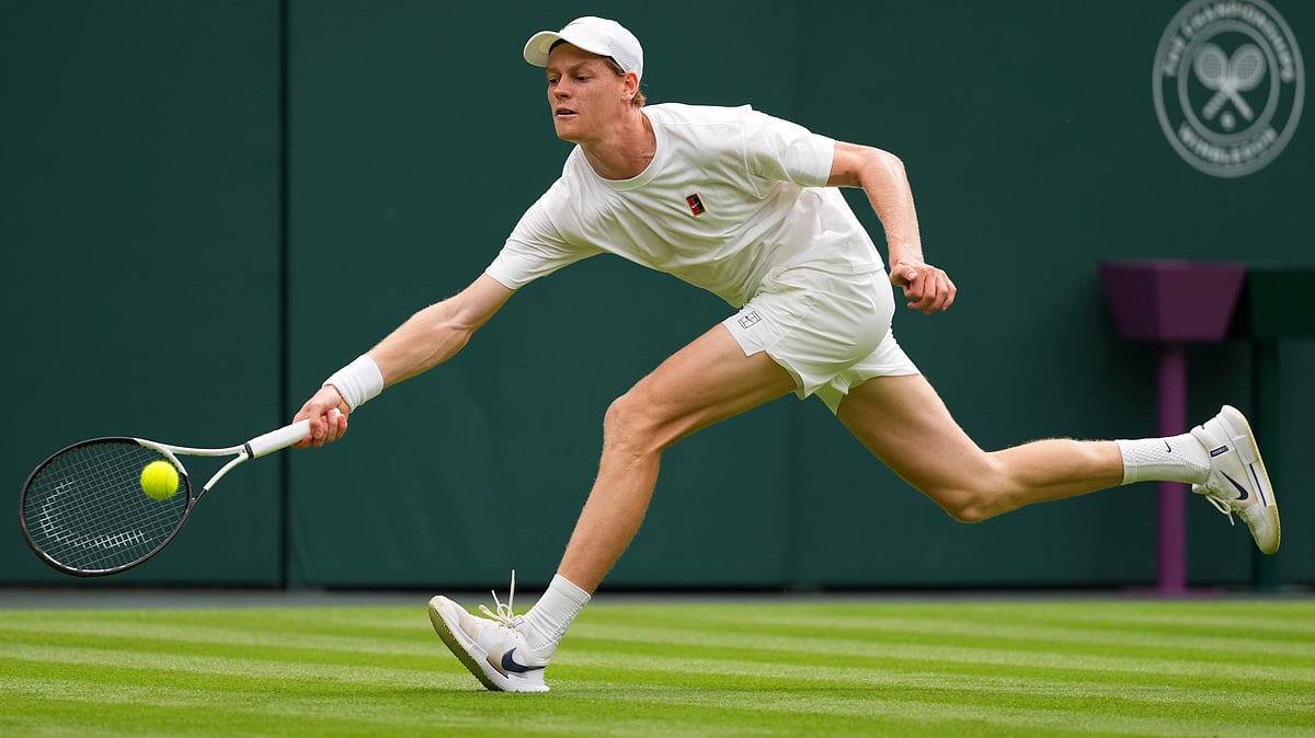 Wimbledon 2025 Men’s Singles: Jannik Sinner of Italy plays a return to Daniil Medvedev of Russia during a practice session on Centre Court at the All England Lawn Tennis and Croquet Club, ahead of the Wimbledon Championships in London, Thursday, June 26, 2025.  - | Photo: AP/Kirsty Wigglesworth