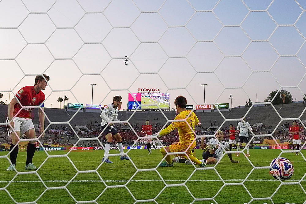 | Photo: AP/Jae Hong : FIFA Club World Cup: Urawa Red Diamonds vs CF Monterrey