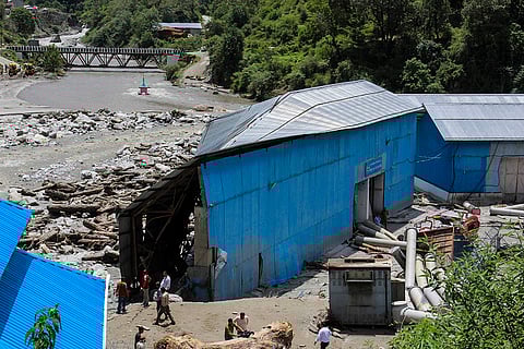 Cloudburst Sainj Valley