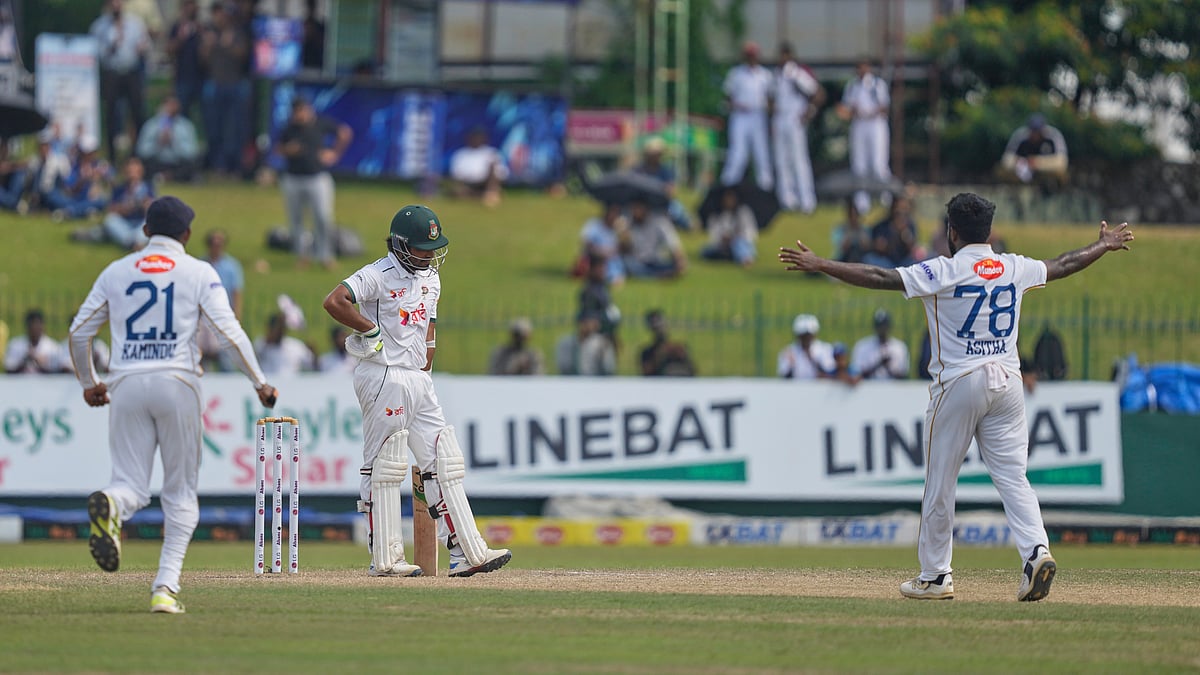 AP Photo/Eranga Jayawardena : Bangladesh's Anamul Haque reacts after being dismissed as Sri Lanka's Asitha Fernando celebrates during the third day of the second cricket test match between Sri Lanka and Bangladesh in Colombo, Sri Lanka.