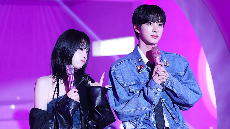 BTS Jin solo fan concert will feature singer Choi Ye-na - Reddit