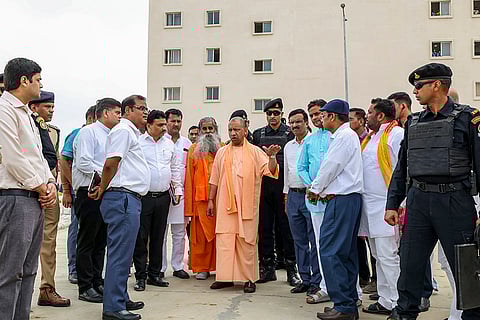 Yogi reviews preps for President's visit