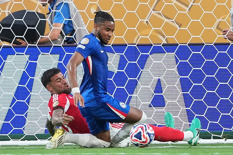 Benfica vs Chelsea FIFA Club World Cup 2025 Round of 16 in North Carolina_Christopher Nkunku