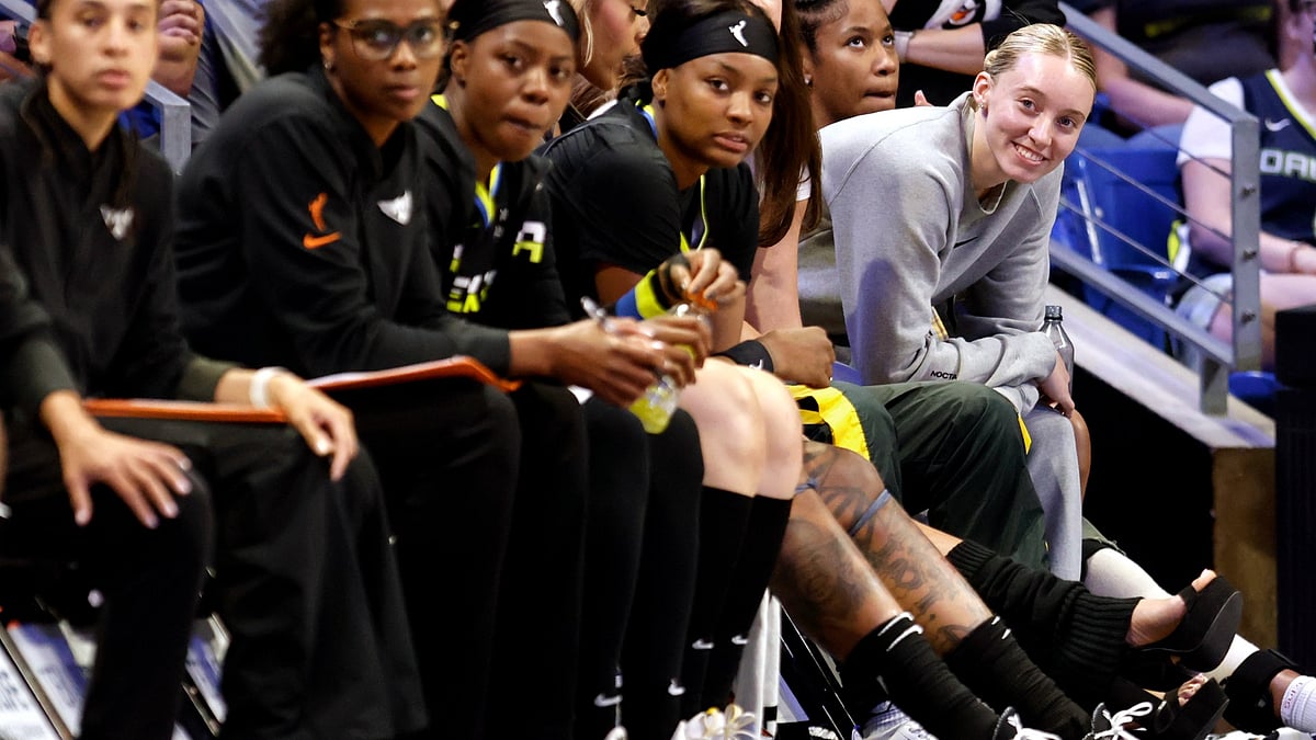 Wings cool Mystics with Bueckers out - null