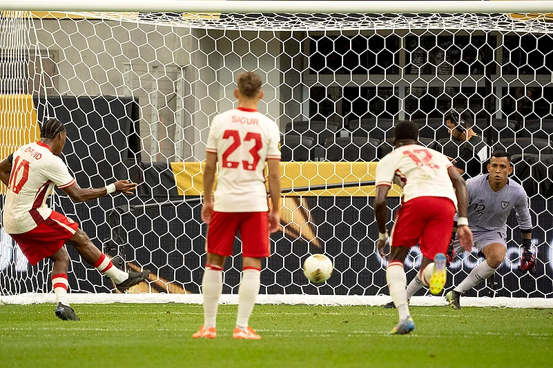 CONCACAF Gold Cup 2025 Quarter-final match Canada vs Guatemala in Minneapolis_Jonathan David