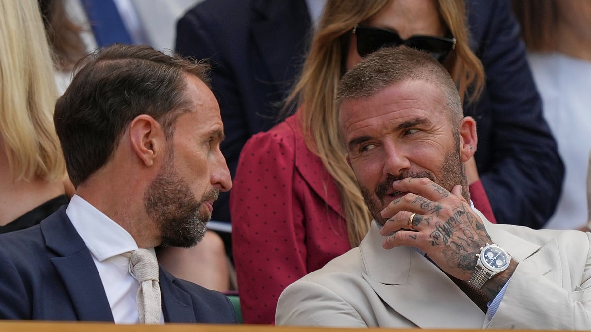 (AP Photo/Alastair Grant)

 : Sir David Beckham and Sir Gareth Southgate, left, chat as they take their seats in the Royal Box on day one at the Wimbledon Tennis Championships in London, Monday, June 30, 2025. 