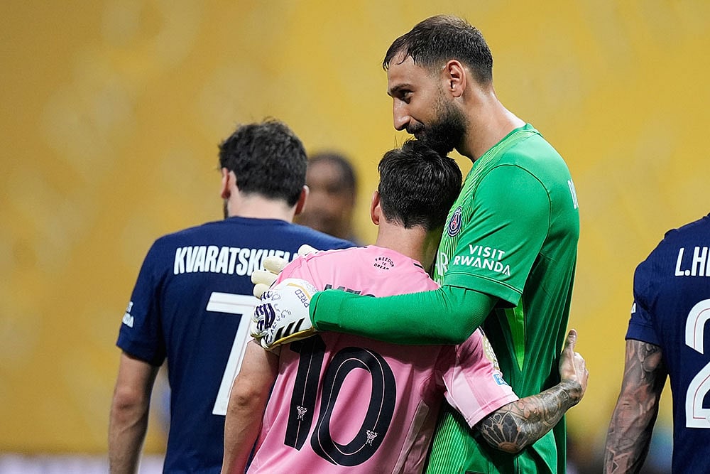 | Photo: AP/Mike Stewart : CWC Soccer 2025: Paris Saint Germain vs Inter Miami
