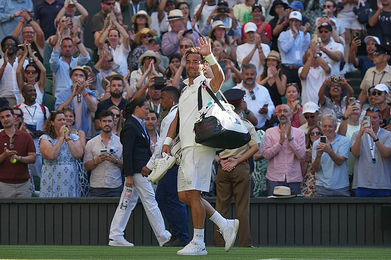 Britain Wimbledon Tennis 2025 Carlos Alcaraz vs Fabio Fognini in London_2