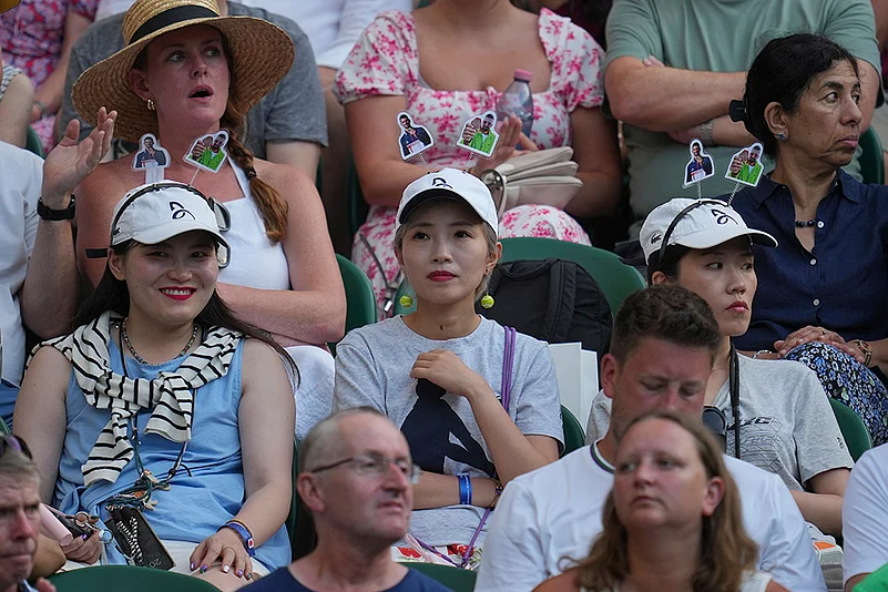 Wimbledon tennis 2025 1st Round Novak Djokovic vs Alexandre Muller in London_Djokovic Supporters
