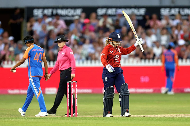 ENG-W vs IND-W 2nd T20I