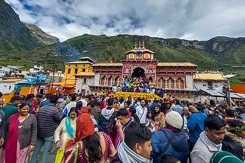Devotees at Badrinath temple