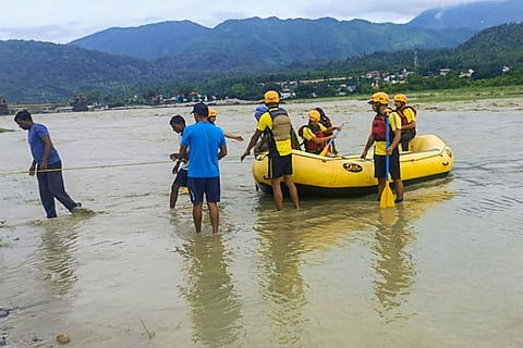 Stranded workers rescued from river in Dehradun