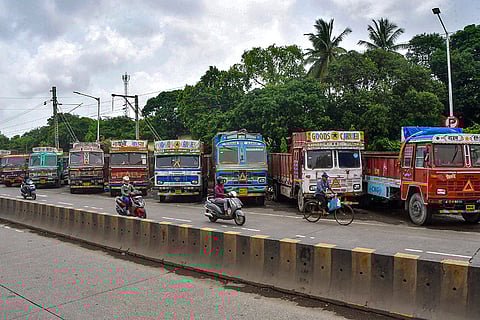 Strike against e-challans in Maharashtra