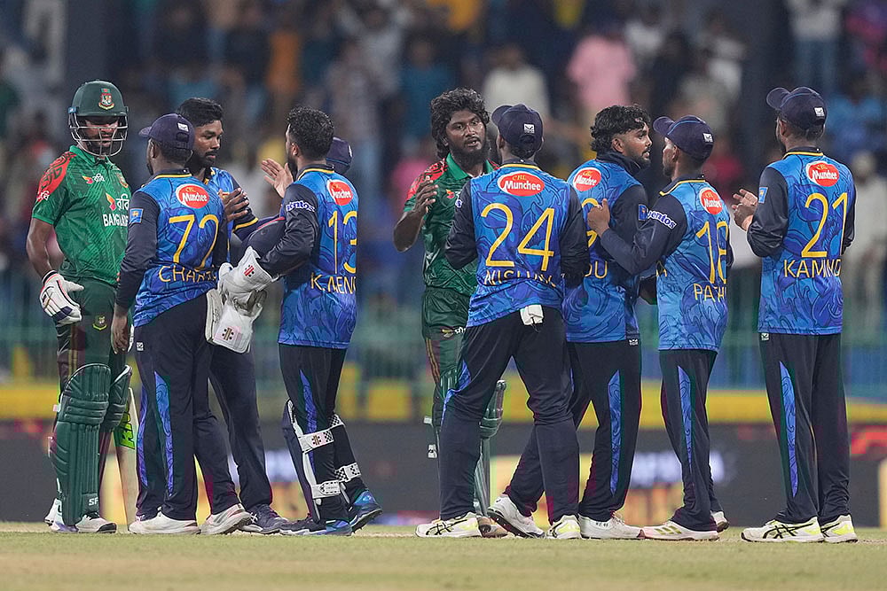 | Photo: AP/Eranga Jayawardena : Sri Lanka vs Bangladesh, 1st ODI