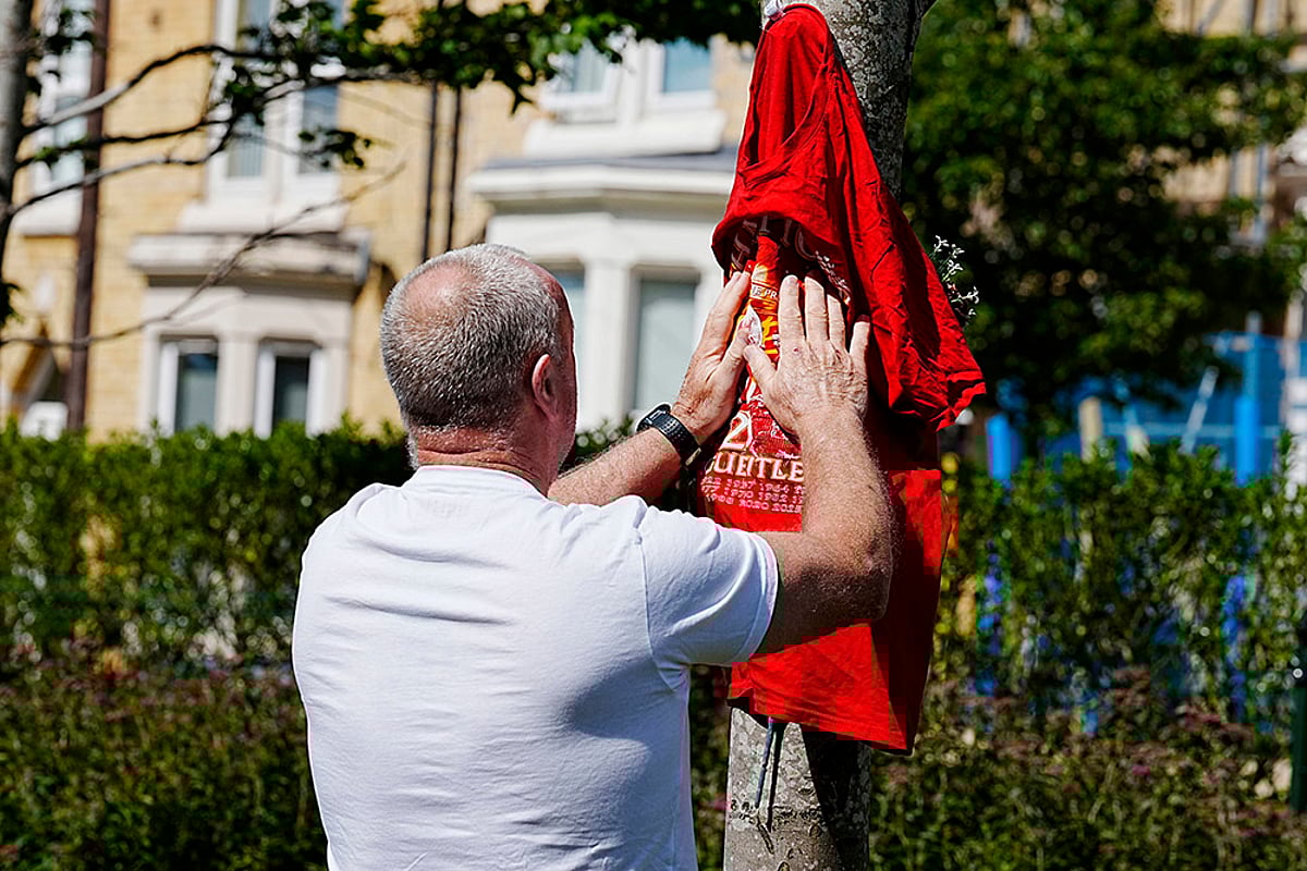 Portuguese footballer & Liverpool forward Diogo Jota died in accident: Tributes at Anfield Stadium