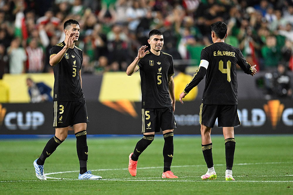 | Photo: AP/Eakin Howard : CONCACAF Gold Cup 2025 Semifinal: Mexico vs Honduras